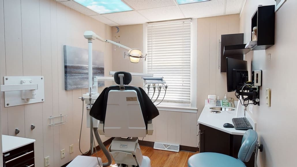 Dr Neide Coutinho Dental Office in Framingham, MA