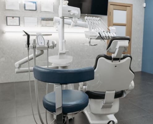 Clean and contemporary dentist office with modern equipment.
